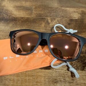 Blenders M Class X2 Crystal Wave Sunglasses